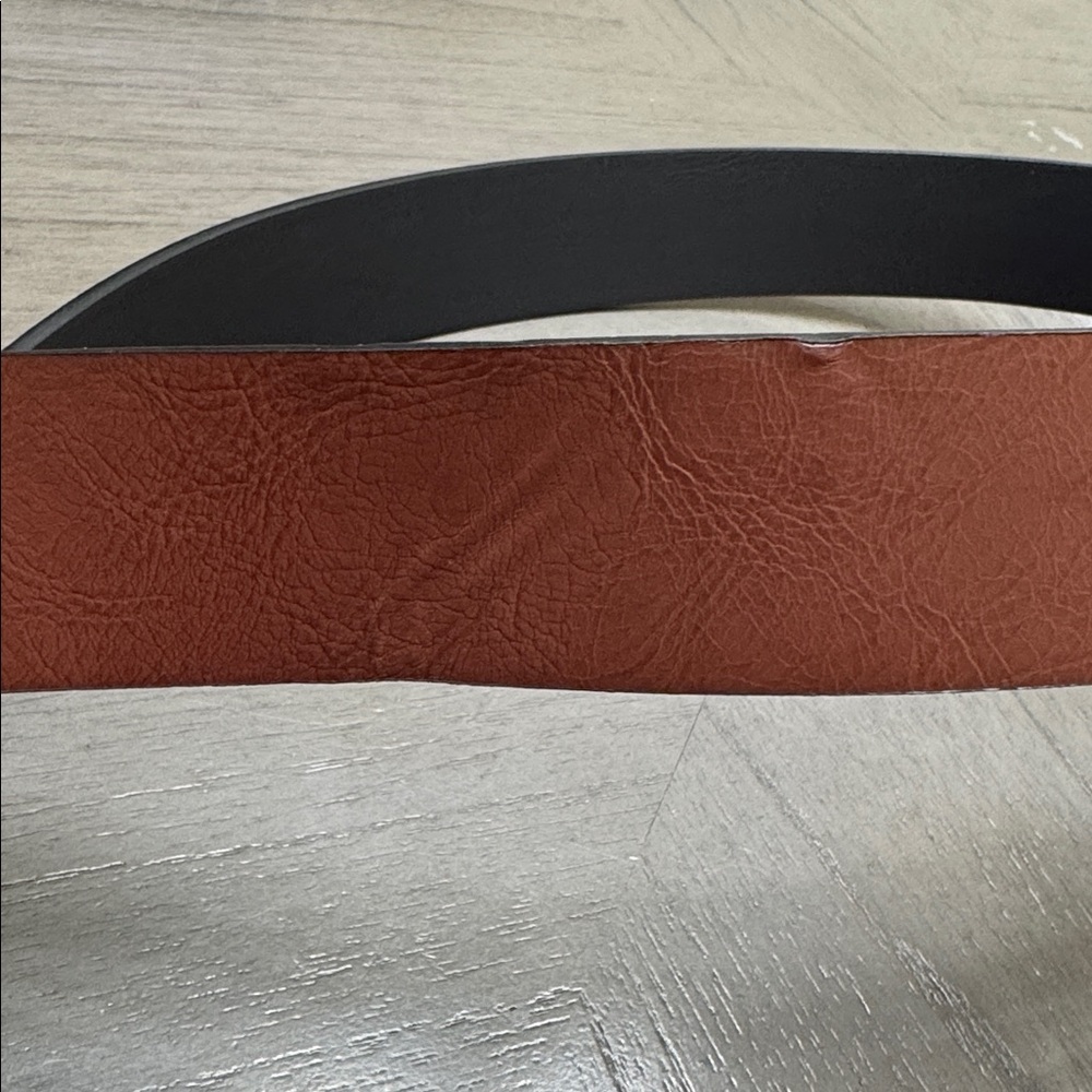 Torrid brown and black reversible belt with Silver Buckle - Picture 4 of 4
